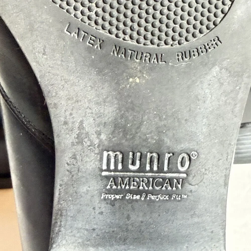 Munro American Black Leather Slip On Comfort Heels Shoes Womens 8N Narrow USA